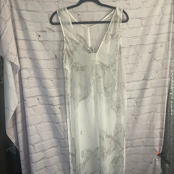 5/$20 Women’s‎ NWT H&M DIVIDED BATHING SUIT COVER DRESS SIZE 6 - Picture 3 of 4